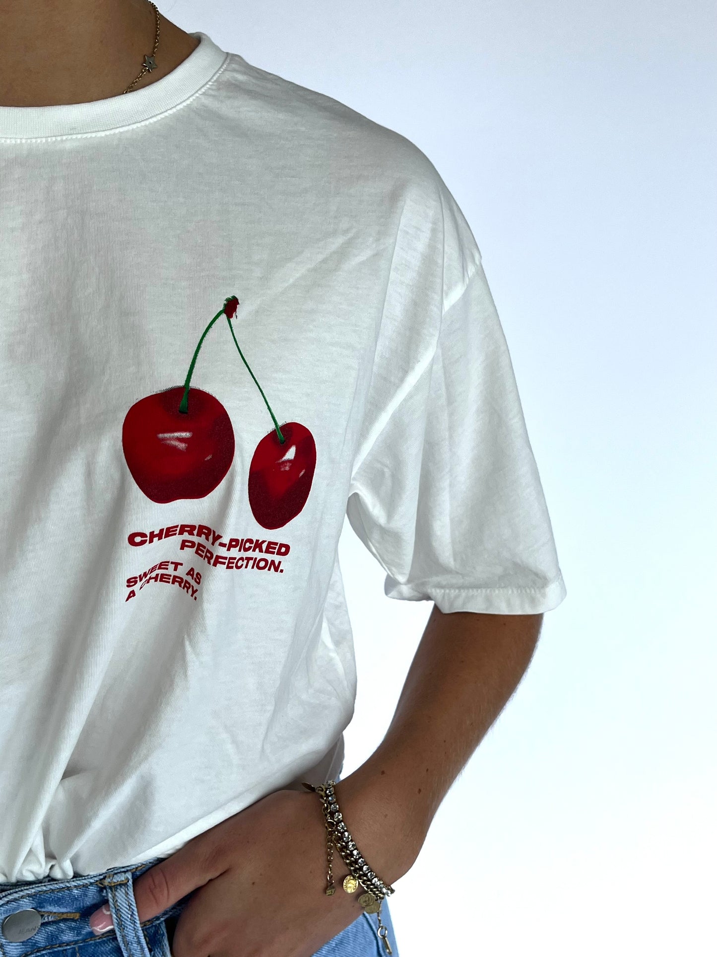 CHERRY T-SHIRT