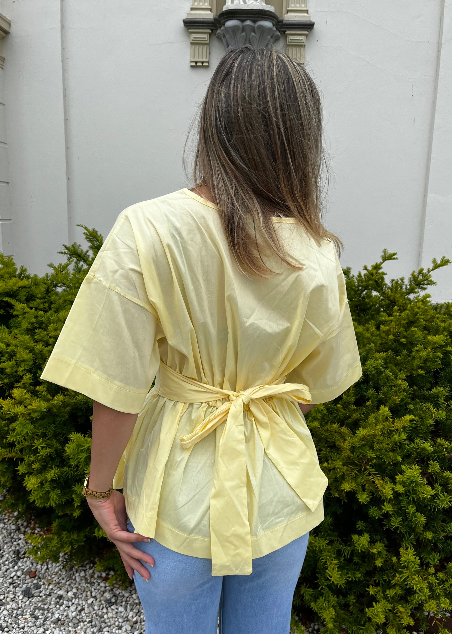 BOW TOP BUTTER YELLOW