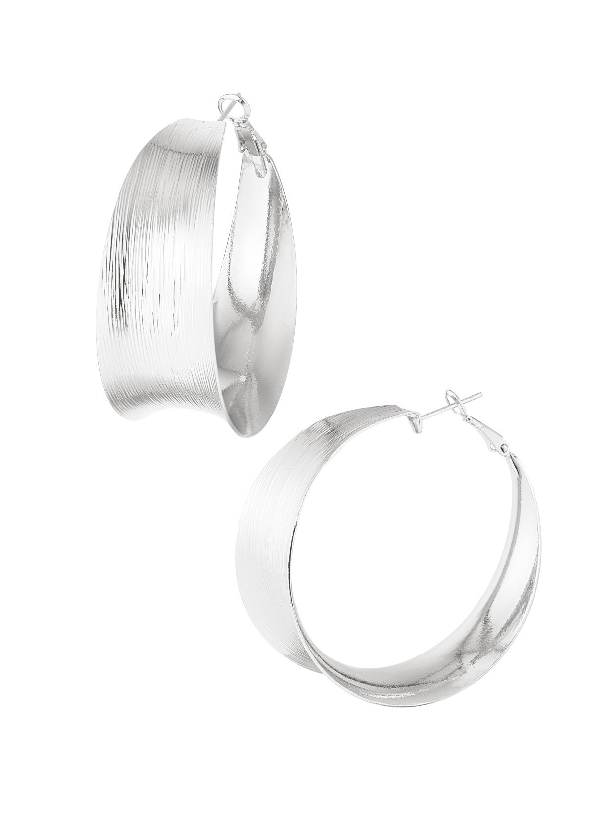 HOOPS OORBELLEN ZILVER