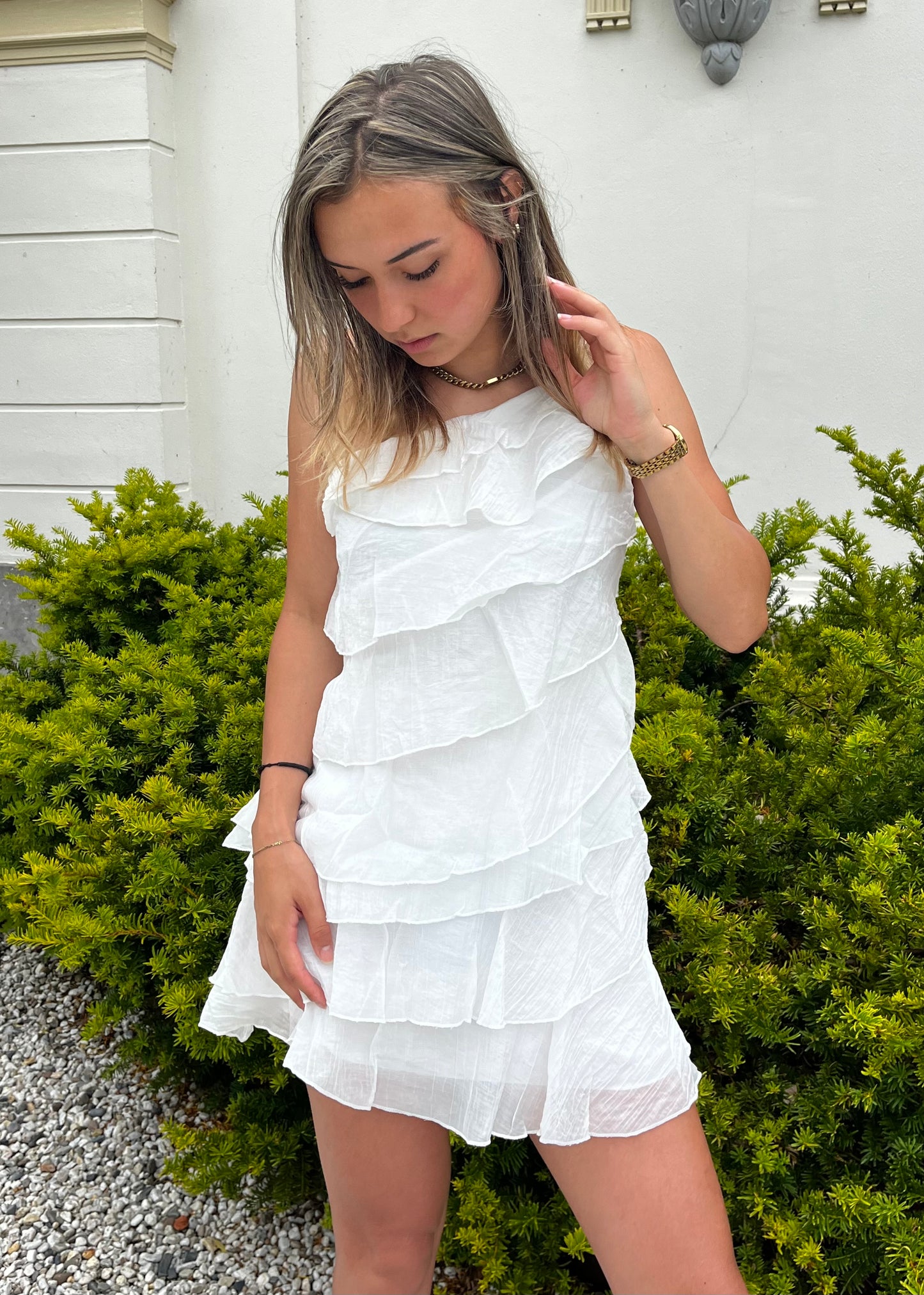 RUFFLE DRESS WIT