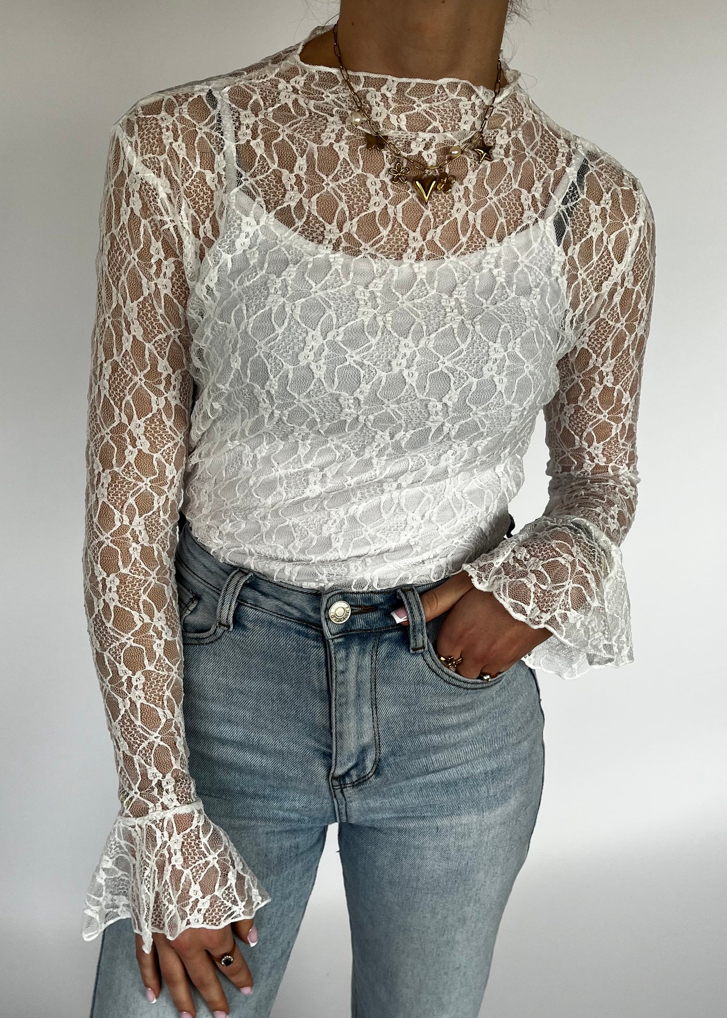 AYA LACE TOP WIT