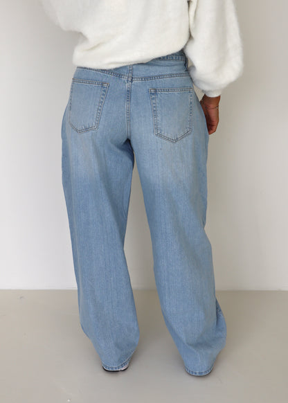 Faye Pleated Jeans
