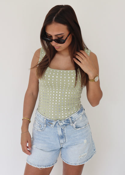 Studs Body Mint