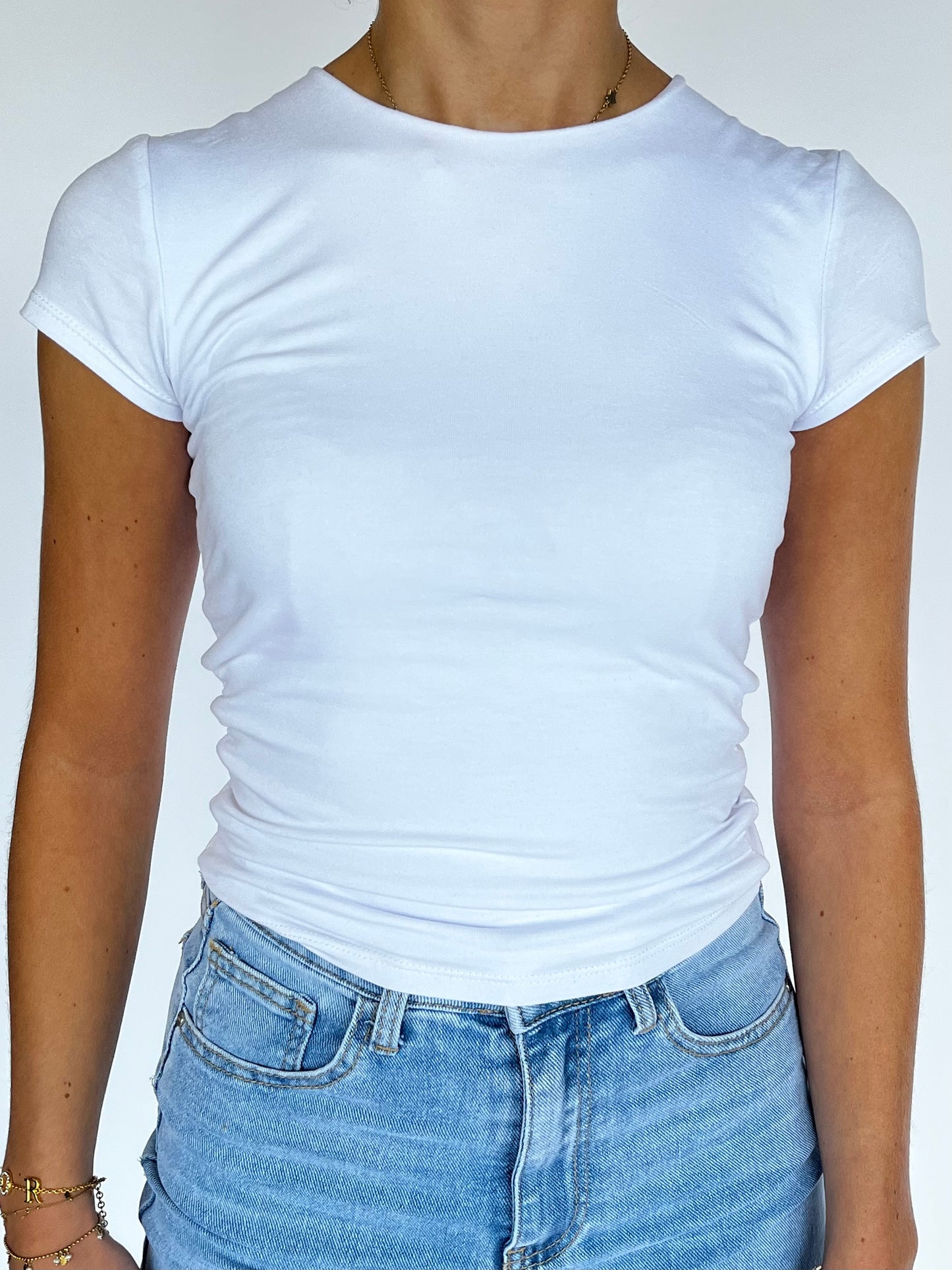 BASIC TEE WIT